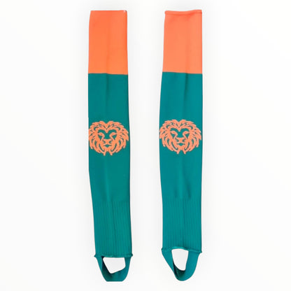 Löwen Hockeyshop Hockey Stutzen in Türkis und Orange mit Löwen-Logo, robust und bequem.